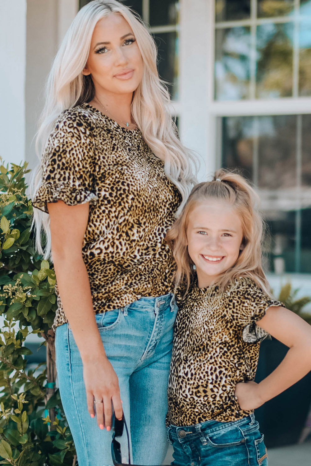 Women Leopard Short Flounce Sleeve Tee